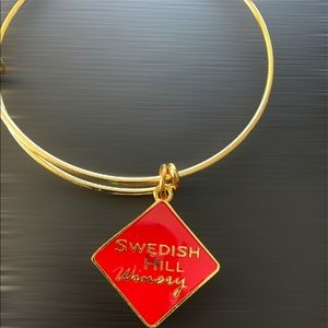 Swedish Hill Winery charm bracelet 🍷